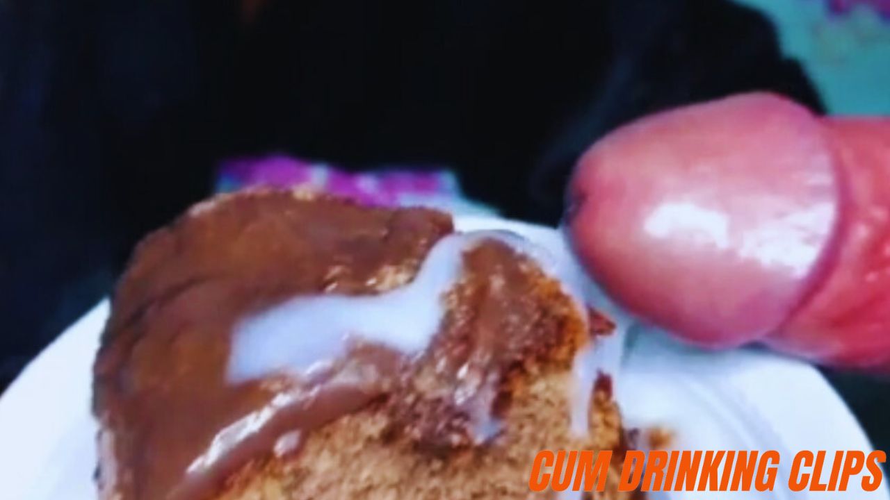 Amateur video of man cumming on cake, cake with sperm, cum jizz, sperm fetish on cake, eating cum