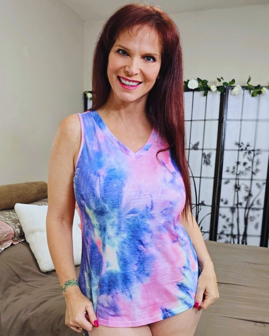 MILF Syren De Mer redhead mature woman, woman wearing red, naked woman onlyfans